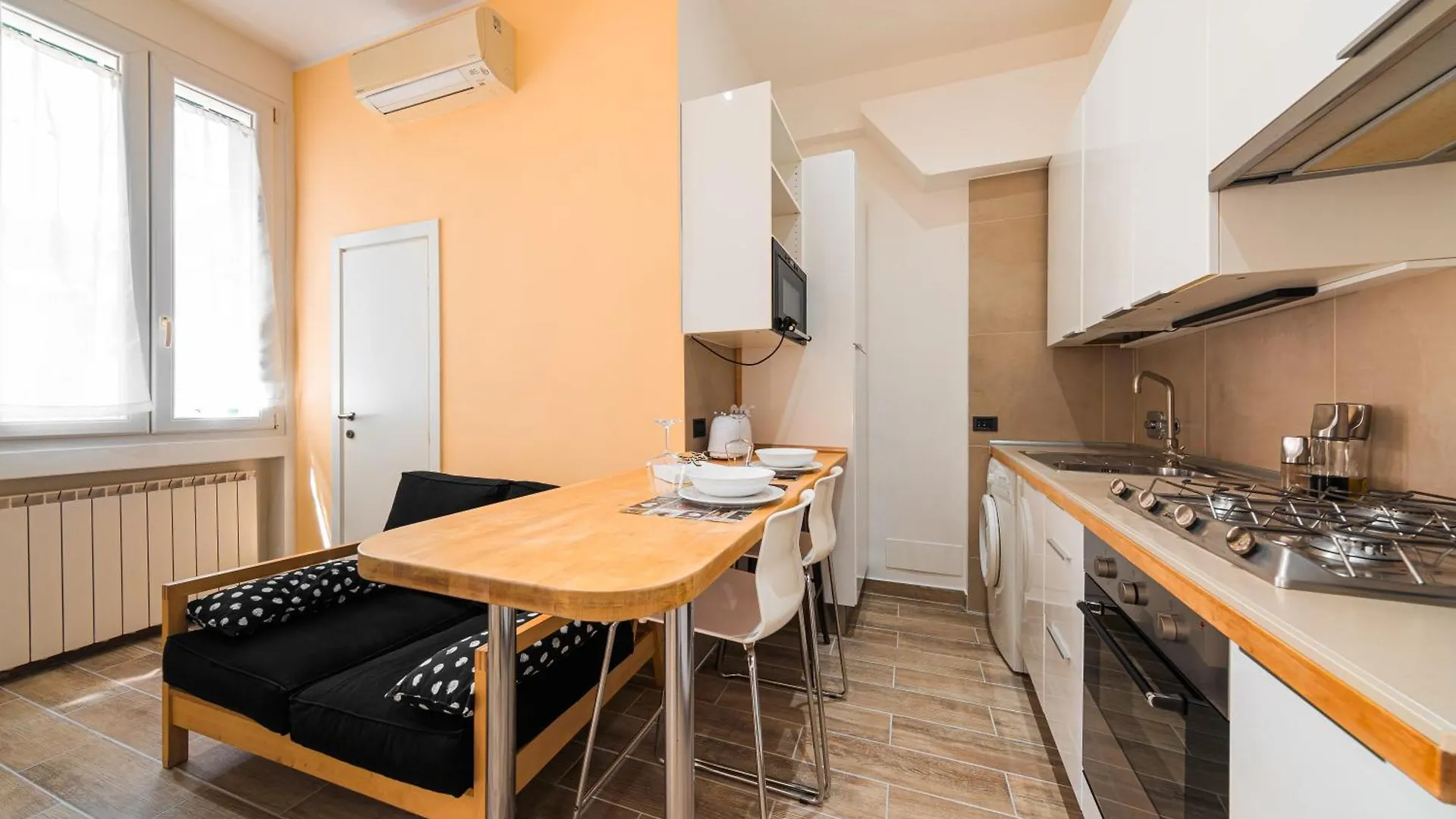Costa Deluxe Apartment - Bologna